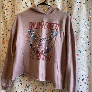 NWOT Fifth Sun purple “Wildflower Festival” cropped hoodie